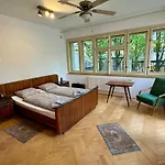 Retro Villa Prague 700Sqm Indoor-Pool, Sauna, Bbq, Table Soccer