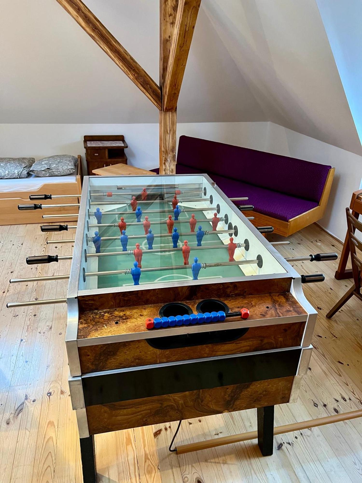 Retro 700sqm Indoor-pool, Sauna, Bbq, Table Soccer Villa Praga